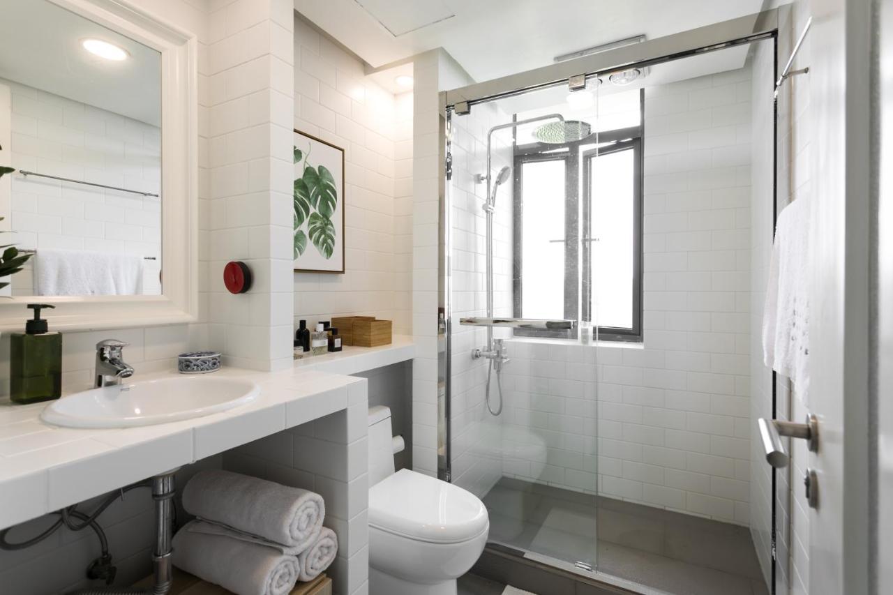 Xujiahui Park 2br Apt * Shanghai